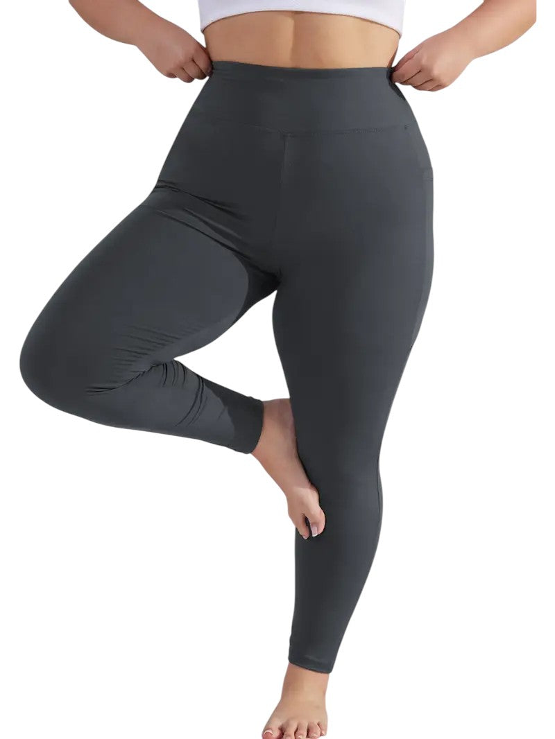 SOFTCURVE Pocket Legging